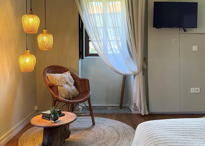 Quinta Do Ribeiro Garden House *